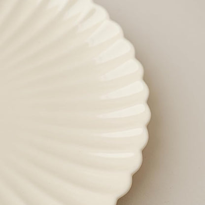 WENSHUO Daisy Plates Set of 6, Chip and Scratch Resistant (Glossy Crème, 9 Inch)