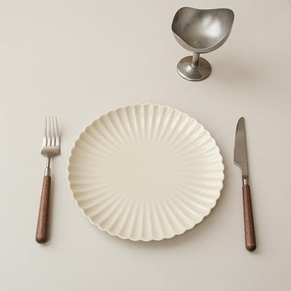 WENSHUO Daisy Plates Set of 6, Chip and Scratch Resistant (Glossy Crème, 9 Inch)