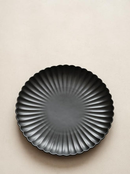 WENSHUO Daisy Plates Set of 6 (Matte Black, 10.5 Inch)